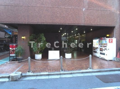 【エントランス】 | 歌舞伎町ダイヤモンドパレス