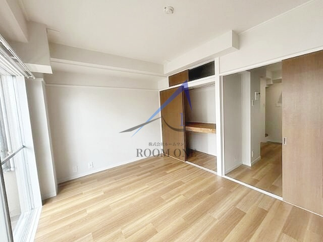 鶯谷マンションの居間・リビング|洋室のお部屋です。