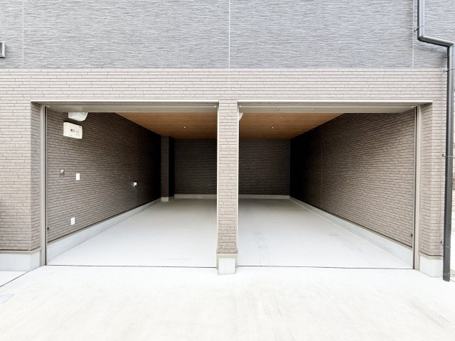 La-Crea塚口本町の駐車場