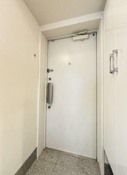 【玄関】