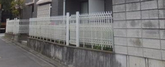 ピア信濃町のエントランス