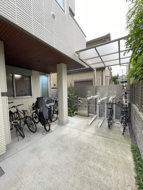 Felice Kitazawaのその他|自転車駐輪可