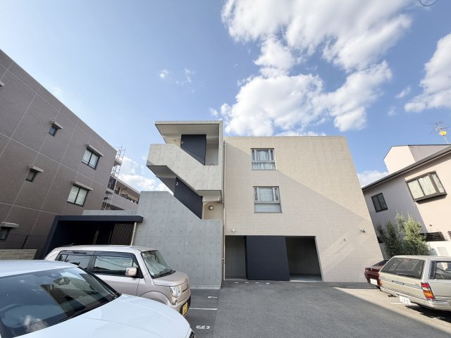 エスタジオ塚口の外観