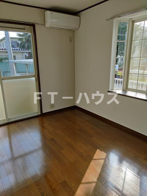 グランデュール・海老原のその他