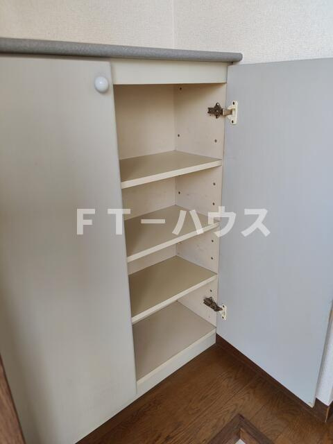 グランデュール・海老原の収納