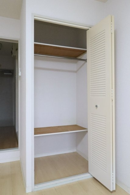 シティクレスト壱番館の収納|クローゼット