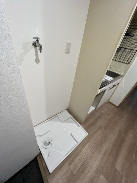 クリオ神奈川新町弐番館の設備|室内洗濯機置場