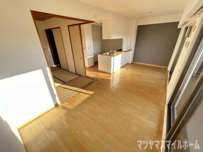 【居間・リビング】 | インプレストクロノスクエア