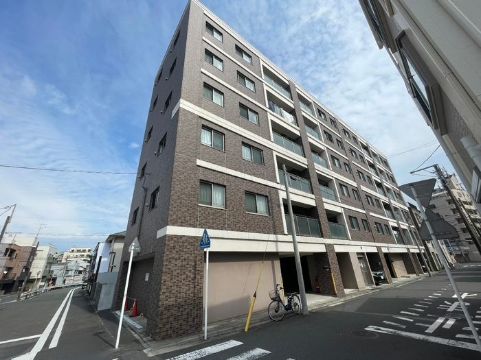 コリドール山手の外観