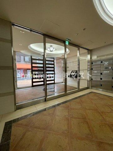 ラグゼ日本橋のロビー
