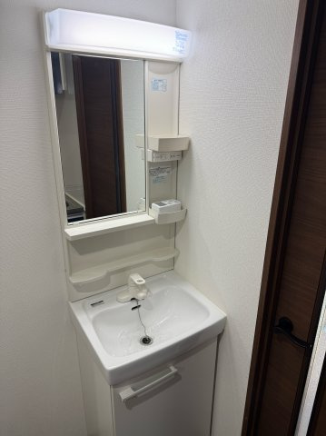 Wing HANEDAの独立洗面台