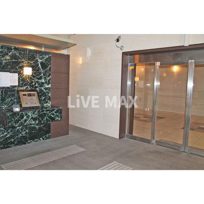 【エントランス】パレステュディオ新宿都庁前 