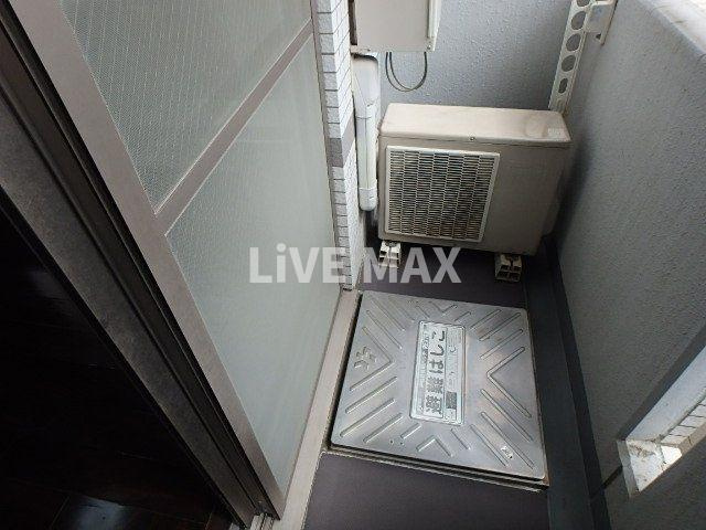 【バルコニー】ラグジュアリーアパートメント東中野