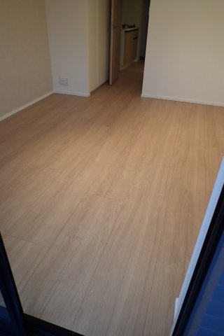 ステージグランデ新御徒町アジールコートの居間・リビング