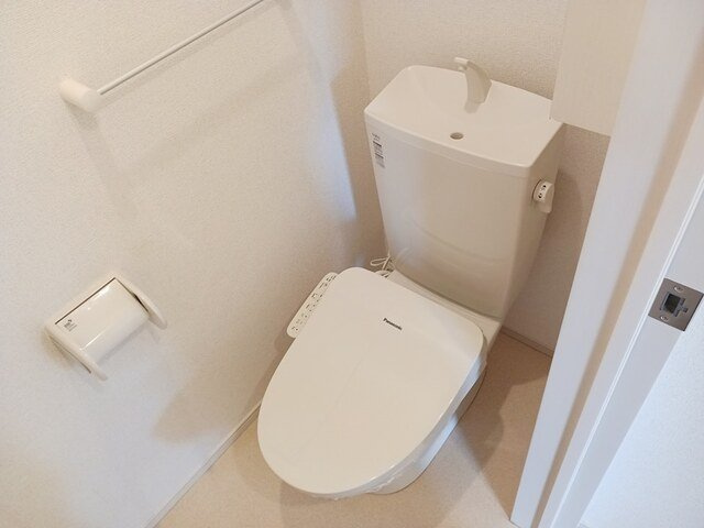 カーサ　アバンツァートのトイレ|コンパクトで使いやすいトイレです