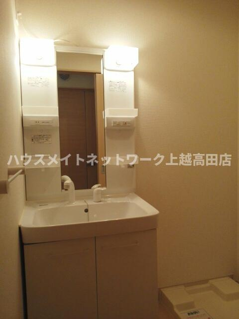 チェスタ仲町の洗面所|洗髪洗面化粧台