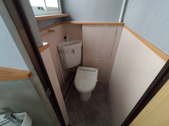 吹田市千里山東２丁目の店舗事務所