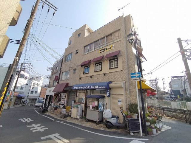 吹田市千里山東２丁目の店舗事務所