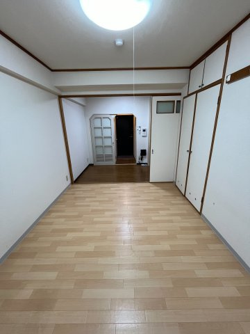 FM Nakazaki Ⅰ（旧Collection中崎Ⅰ）の居間・リビング|ゆったり過ごせる居間です