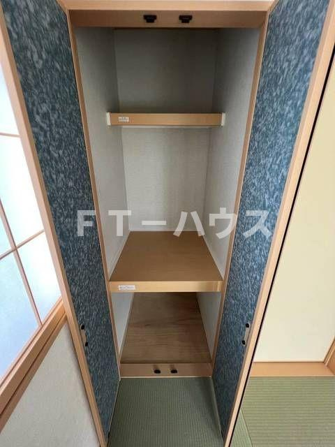 クレイドルガーデン八千代市麦丸第２　３号棟の収納