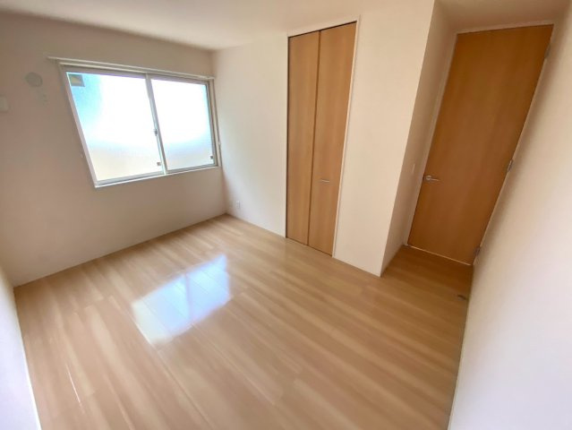 【寝室】