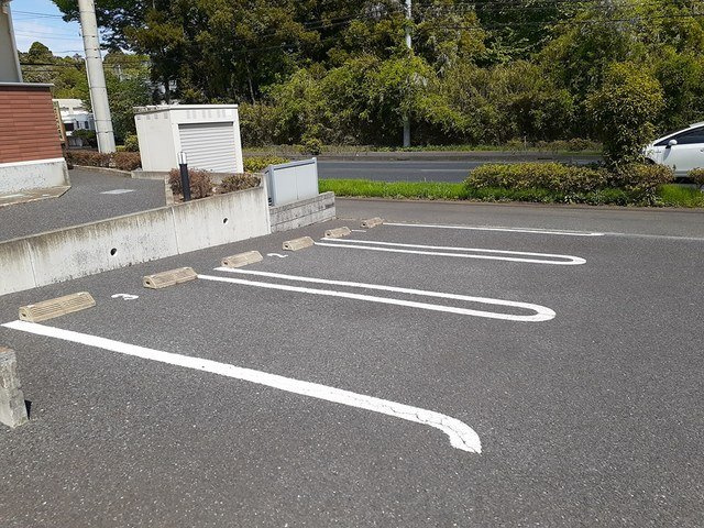 アルカンシェルの駐車場|駐車スペースもあります