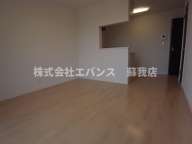 【居間・リビング】 | コスモス千葉寺 | 使いやすい居間です