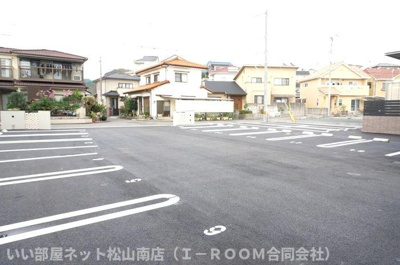 【駐車場】 | カーサ デルソーレ