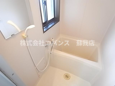 【浴室】 | Ｋ－ＦＬＡＴ川戸 | コンパクトで使いやすいお風呂です