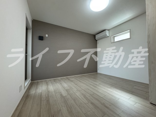 フジパレス鴻池新田駅東の洋室|使い勝手のいい洋室です