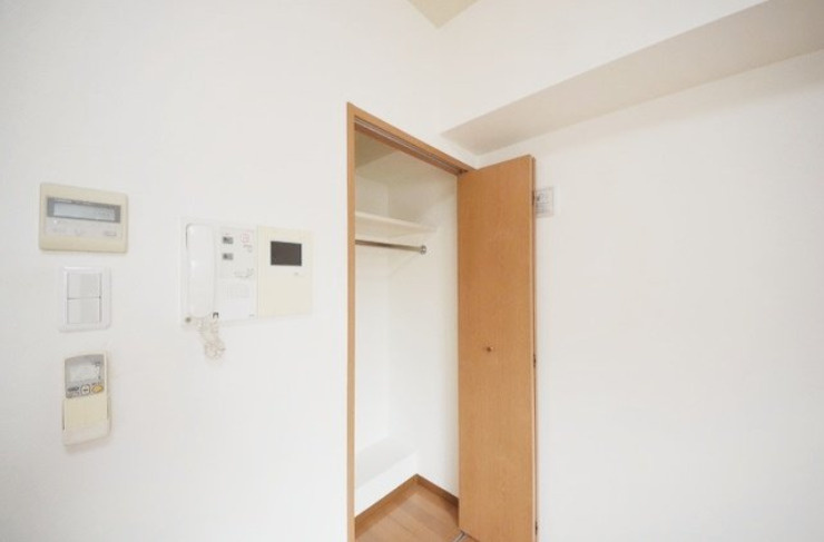 千代田区神田小川町３丁目の賃貸マンションの収納