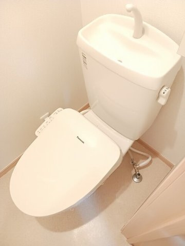 グラン・ソレイユのトイレ|清潔感のあるトイレです