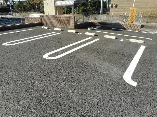 カーサミルトの駐車場|駐車スペースもあります