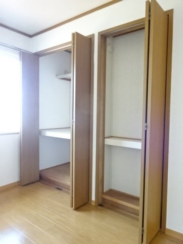 プリムヴェールⅡの収納|こまごまとしたものを収納できそうですね