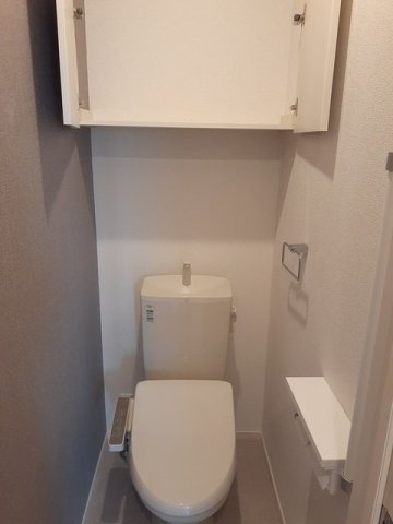 クラルテⅡのトイレ|落ち着いたトイレです
