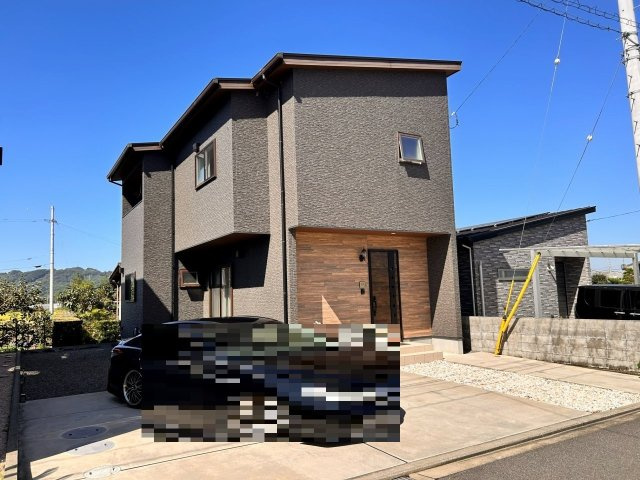 上野町の外観|おしゃれな外観です