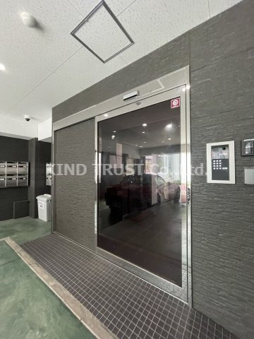 スタシオン梅田イーストのエントランス|落ち着いたエントランスです