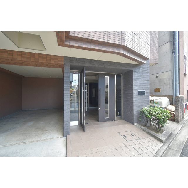 Un Castello 西院のエントランス