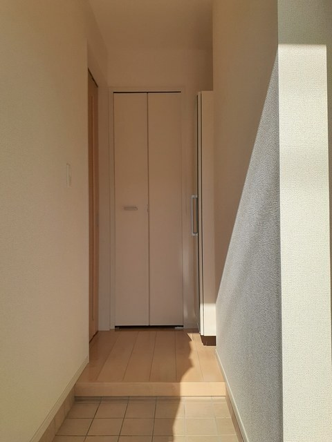 ピレネー　Ⅱの玄関