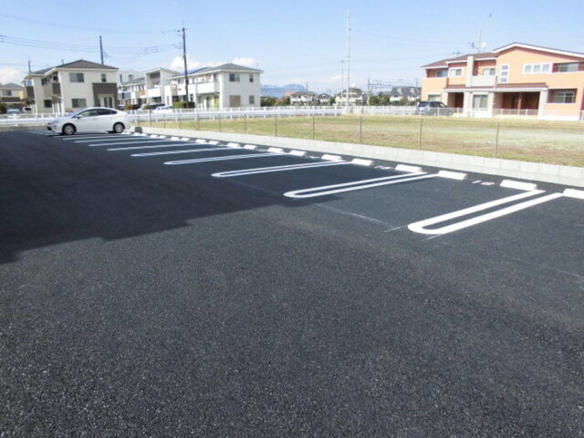 エステイトＺＥＮ　Ｃの駐車場