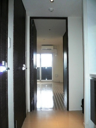 Ｓ－ＲＥＳＩＤＥＮＣＥ福島Ｌｕｘｅの玄関