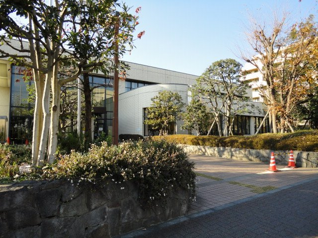 メゾン・クレールの周辺|三鷹市立三鷹図書館まで420ｍ