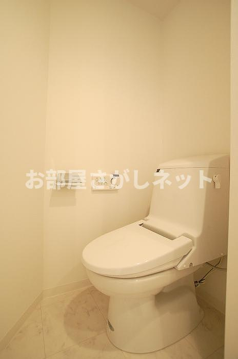 ステージファースト浅草橋【おとり物件なし】#学生・社会人にオススメ！初期費用分割払いOK！のトイレ