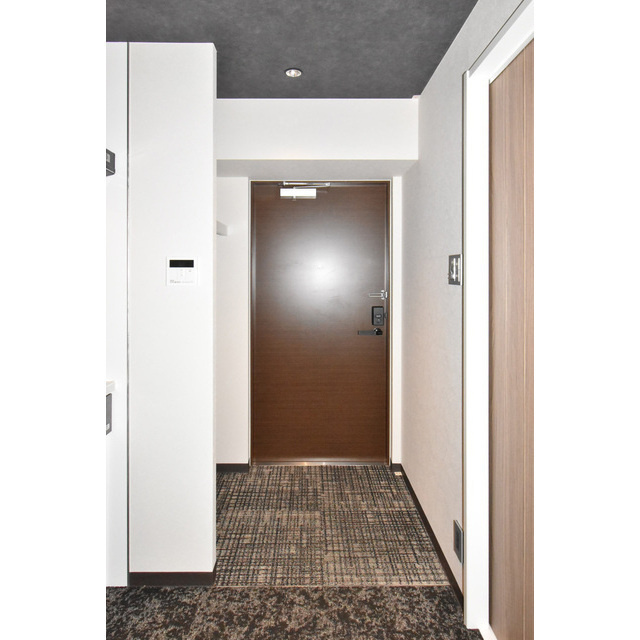 T’s Residence Nagoyaの玄関