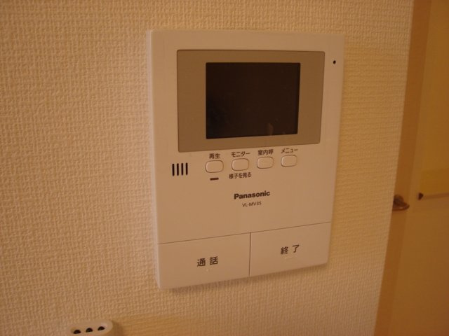 ヴェルモンドの内装|カメラ付インターホン