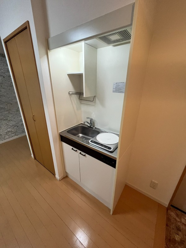 足立区谷在家２丁目の賃貸マンションのキッチン|別部屋参考写真