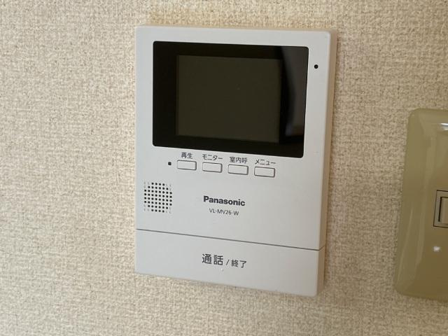 風のささやきの内装|カメラ付インターホン