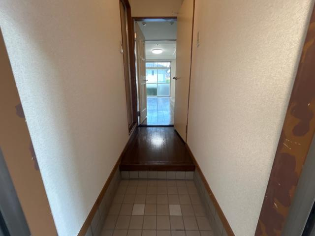 風のささやきの玄関|玄関