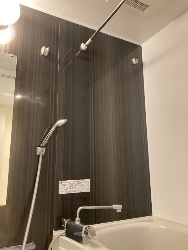 新宿区舟町の賃貸マンションの浴室