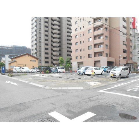 岐阜市福住町１丁目の駐車場の駐車場